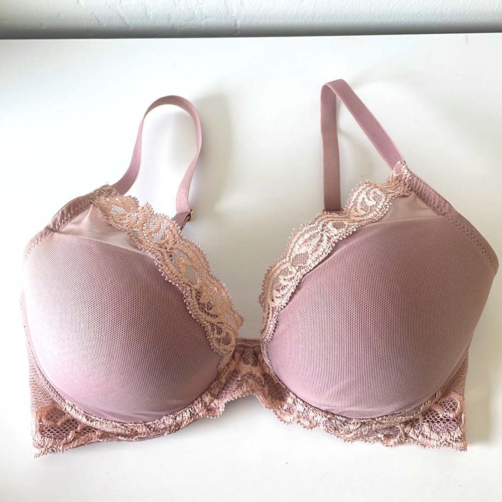 Natori Feathers Contour Plunge bra in antique pink/ light lilac color, 32DDD